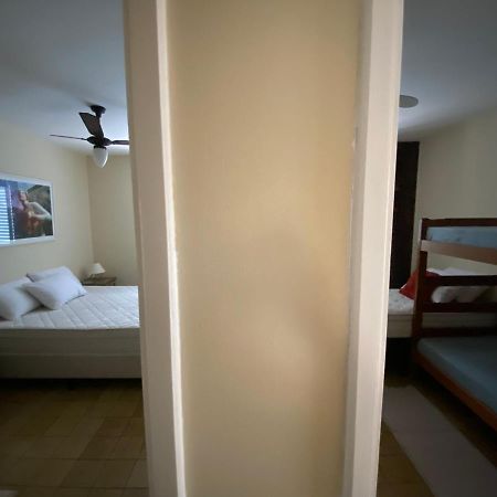 Appartamento Guaruja Pe Na Areia Esterno foto